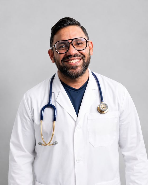Dr. Israel Rondón